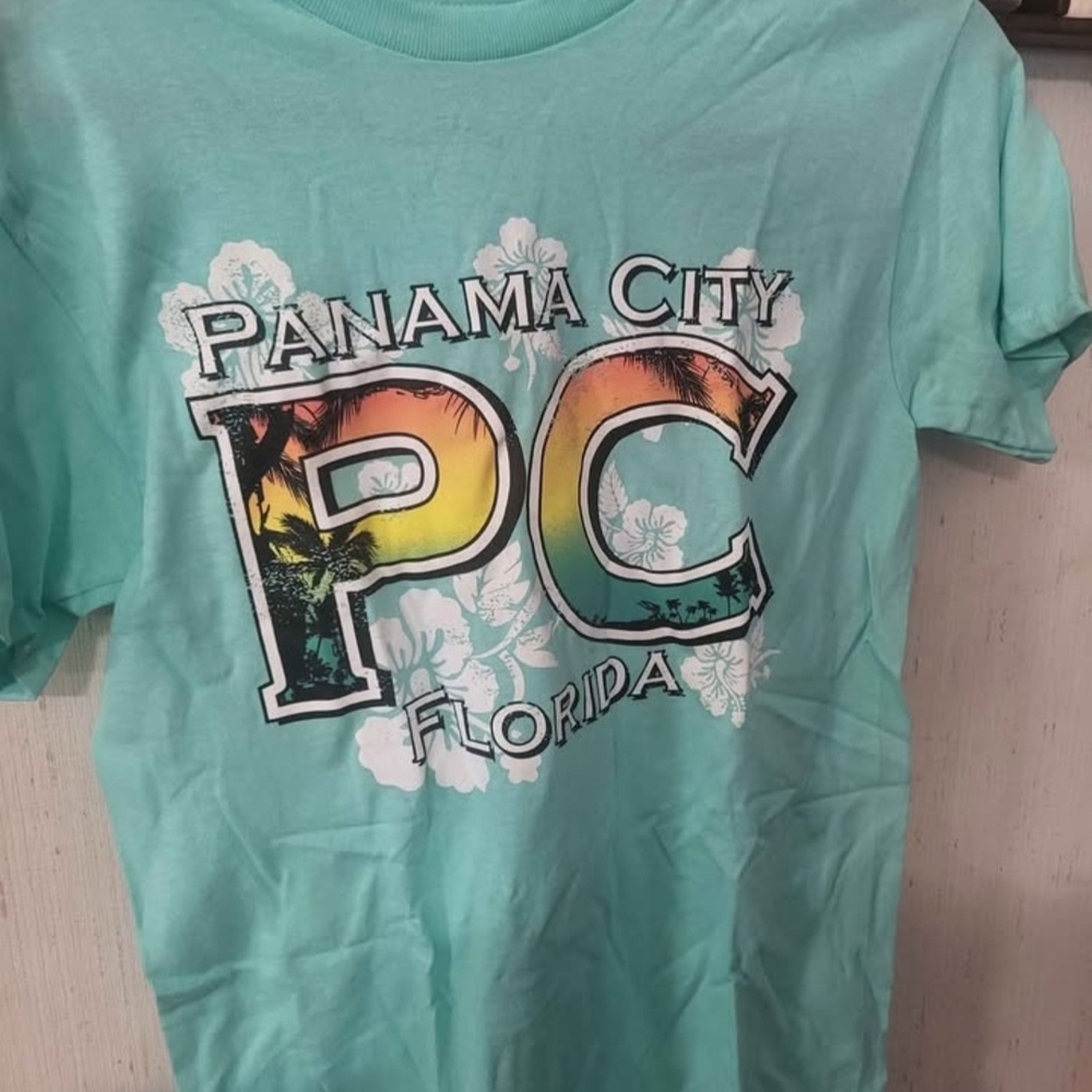 Panama City Florida Graphic T-Shirt Womans Size Snall Color Aqua